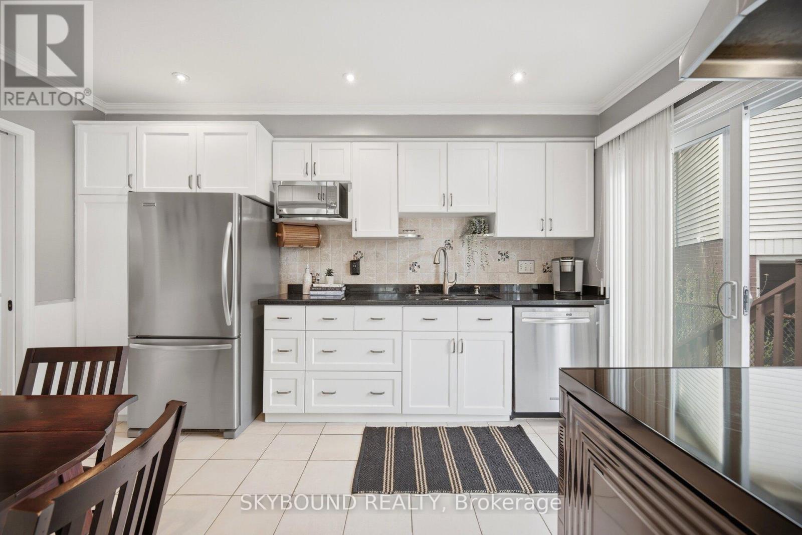 14 Monet Avenue, Toronto, Ontario M9C 3N7 - Photo 13 - W13154654