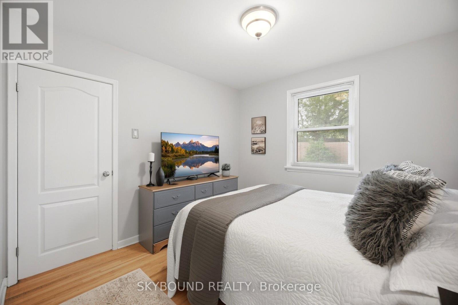 14 Monet Avenue, Toronto, Ontario M9C 3N7 - Photo 26 - W13154654
