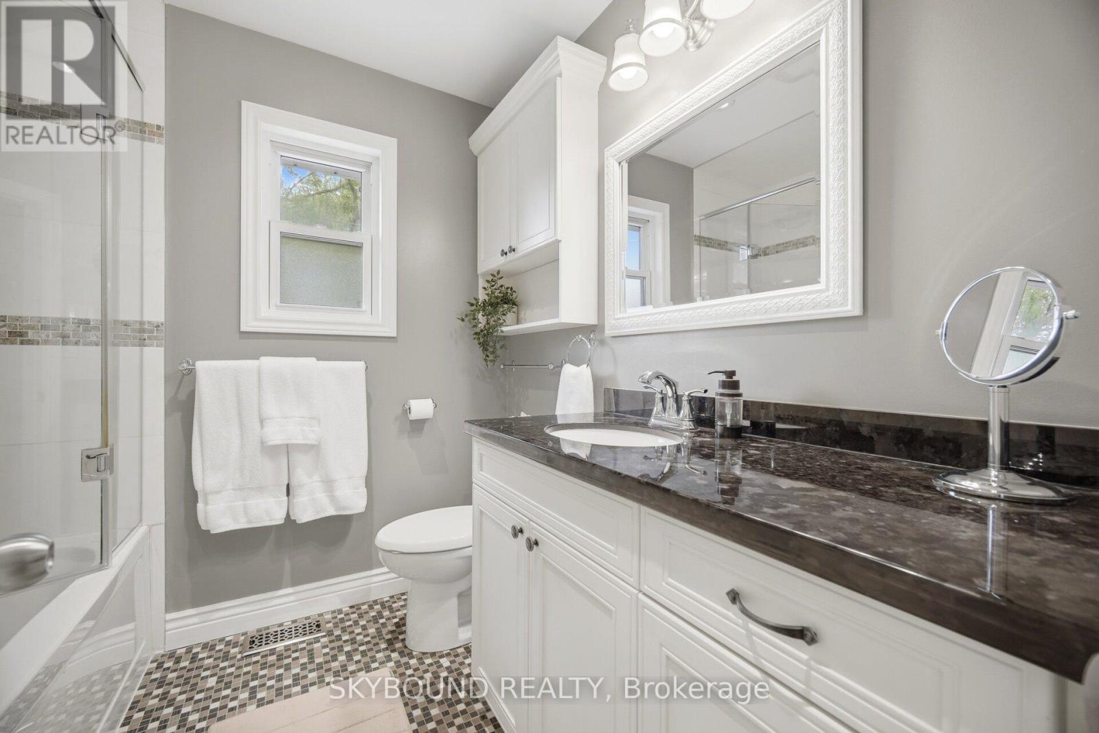 14 Monet Avenue, Toronto, Ontario M9C 3N7 - Photo 27 - W13154654