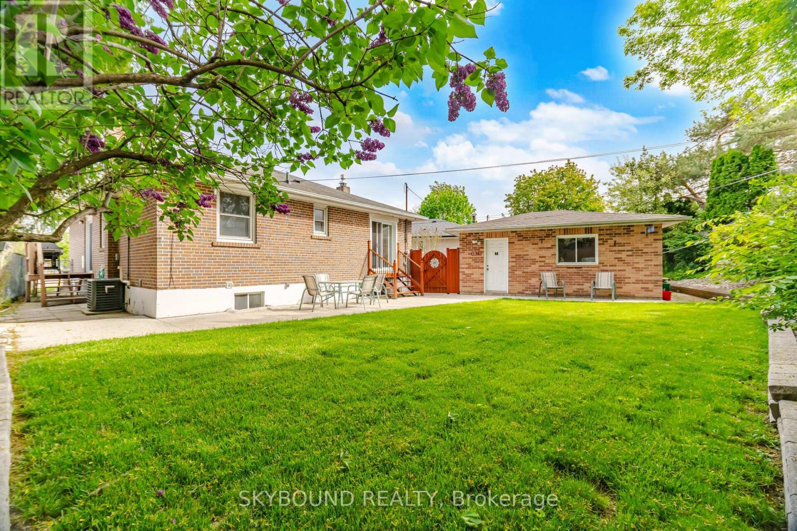 14 Monet Avenue, Toronto, Ontario M9C 3N7 - Photo 48 - W13154654
