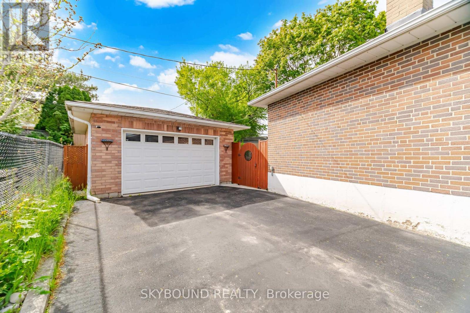 14 Monet Avenue, Toronto, Ontario M9C 3N7 - Photo 49 - W13154654