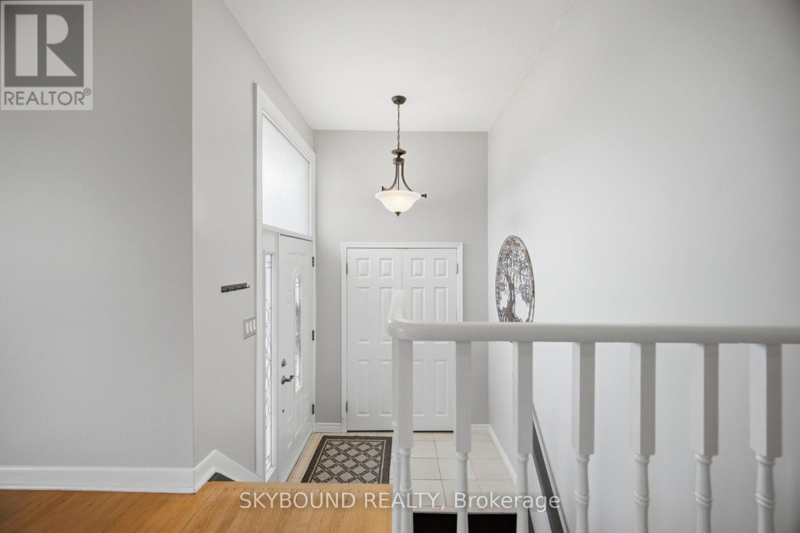 14 Monet Avenue, Toronto, Ontario M9C 3N7 - Photo 6 - W13154654