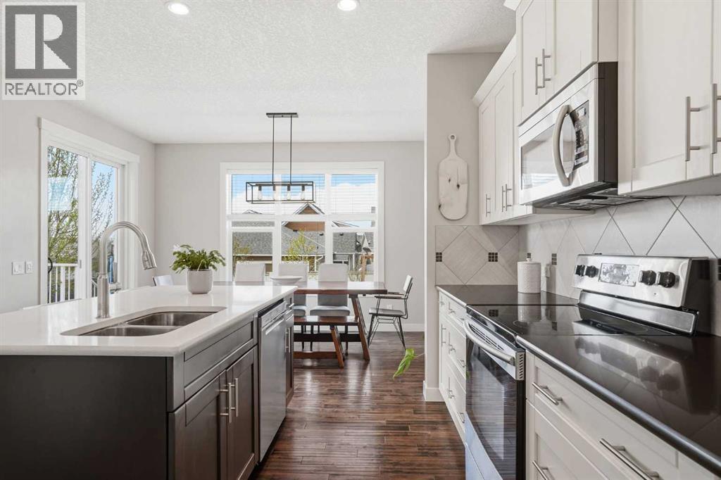 96 Drake Landing Heights, Okotoks, Alberta  T1S 0M8 - Photo 17 - A2305406