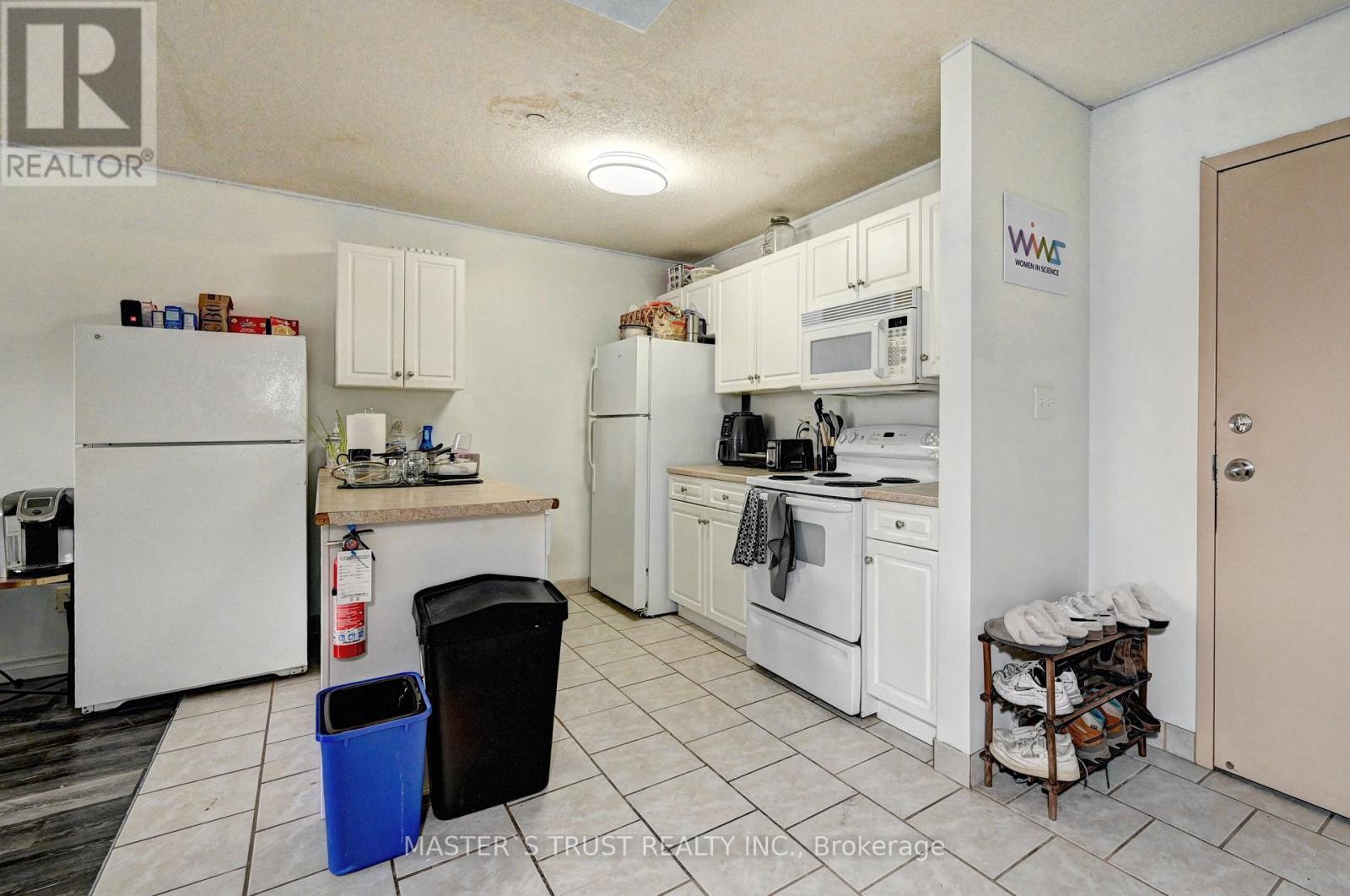 Unit 12 - 81 Columbia Street W, Waterloo, Ontario  N2L 3K7 - Photo 10 - X13154518