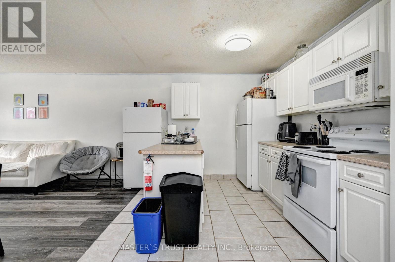 Unit 12 - 81 Columbia Street W, Waterloo, Ontario  N2L 3K7 - Photo 12 - X13154518
