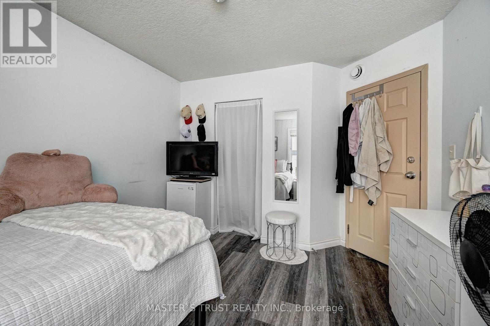 Unit 12 - 81 Columbia Street W, Waterloo, Ontario  N2L 3K7 - Photo 18 - X13154518