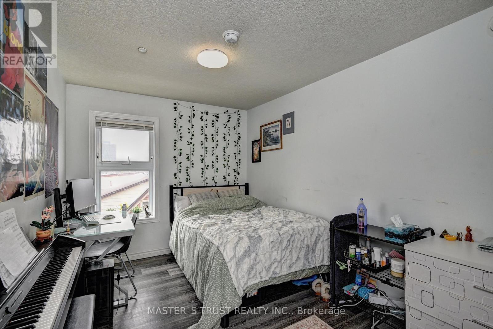 Unit 12 - 81 Columbia Street W, Waterloo, Ontario  N2L 3K7 - Photo 28 - X13154518