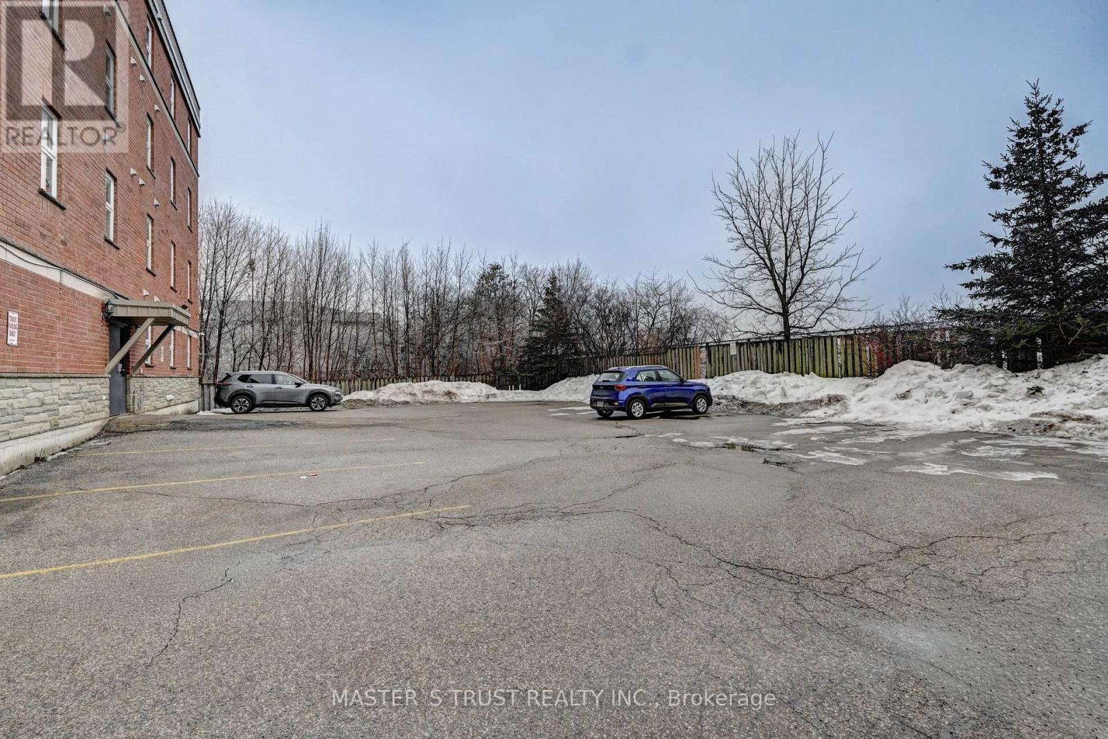Unit 12 - 81 Columbia Street W, Waterloo, Ontario  N2L 3K7 - Photo 34 - X13154518