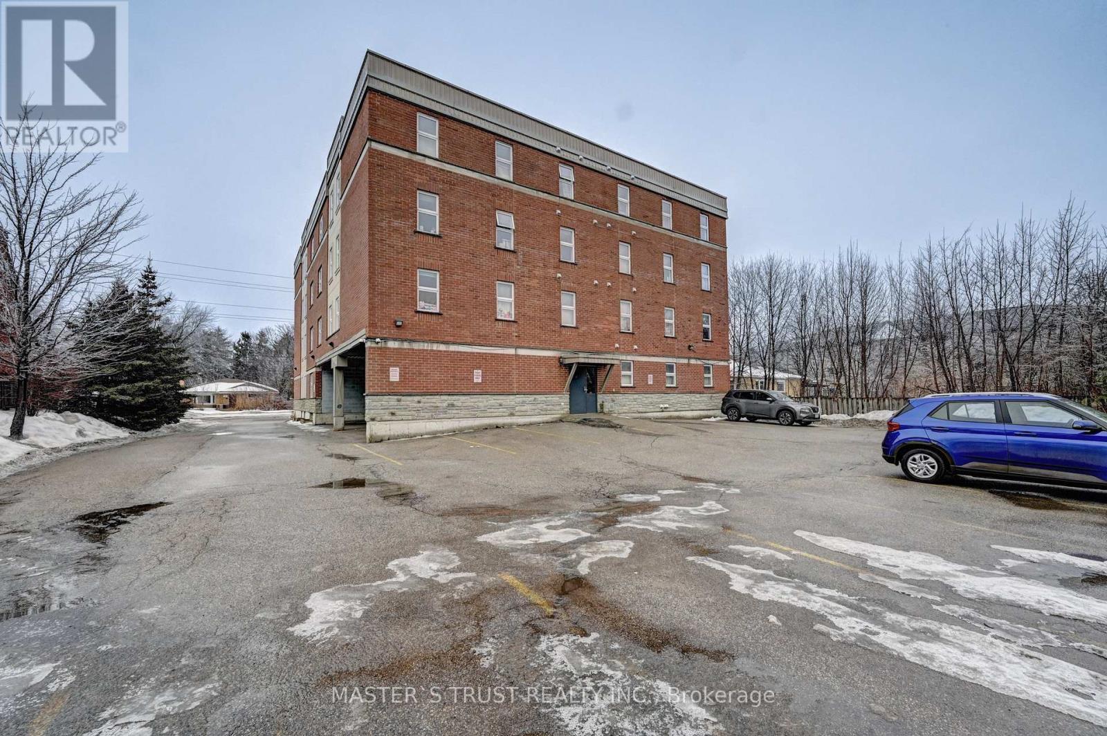 Unit 12 - 81 Columbia Street W, Waterloo, Ontario  N2L 3K7 - Photo 35 - X13154518