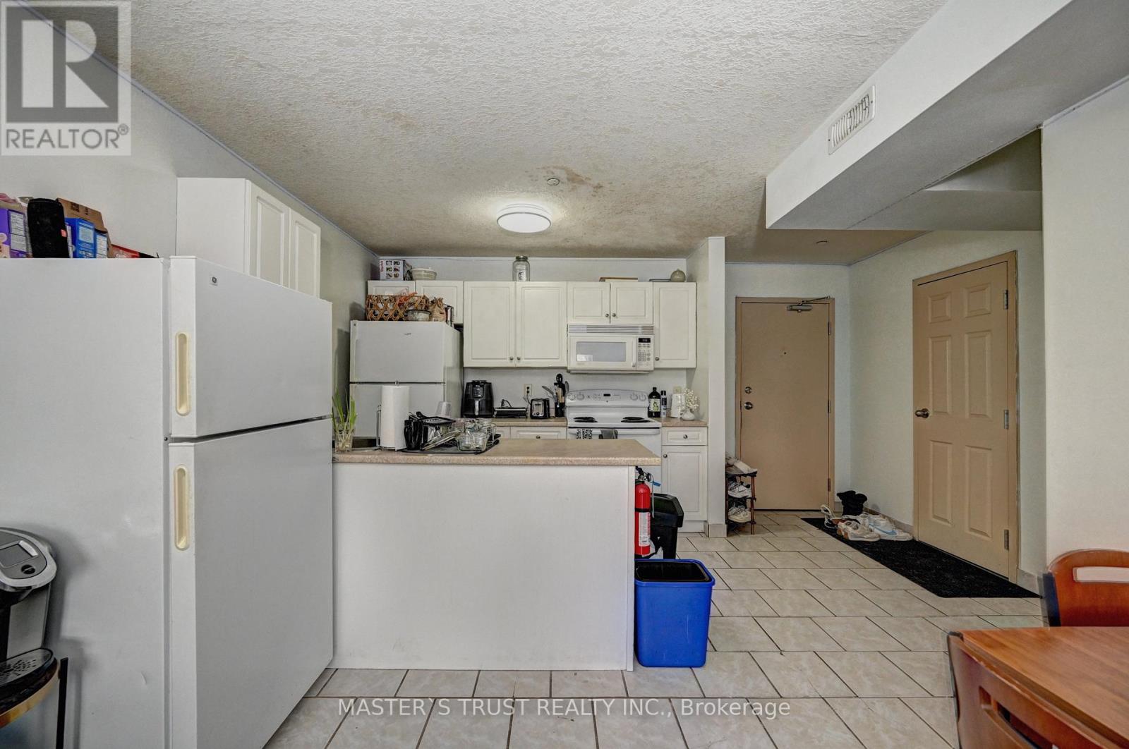 Unit 12 - 81 Columbia Street W, Waterloo, Ontario  N2L 3K7 - Photo 9 - X13154518