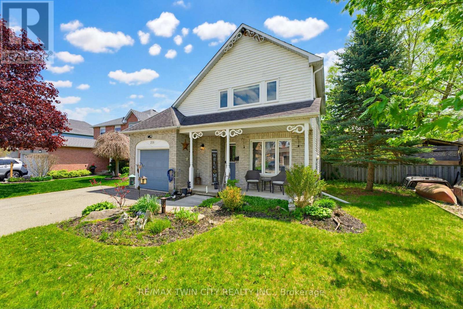 219 Inglis Street, North Dumfries, Ontario  N0B 1E0 - Photo 2 - X13154594