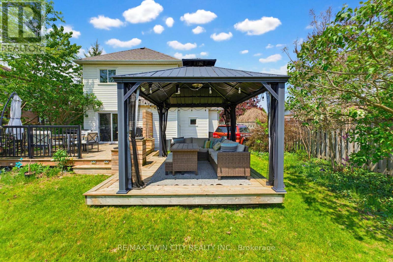 219 Inglis Street, North Dumfries, Ontario  N0B 1E0 - Photo 27 - X13154594