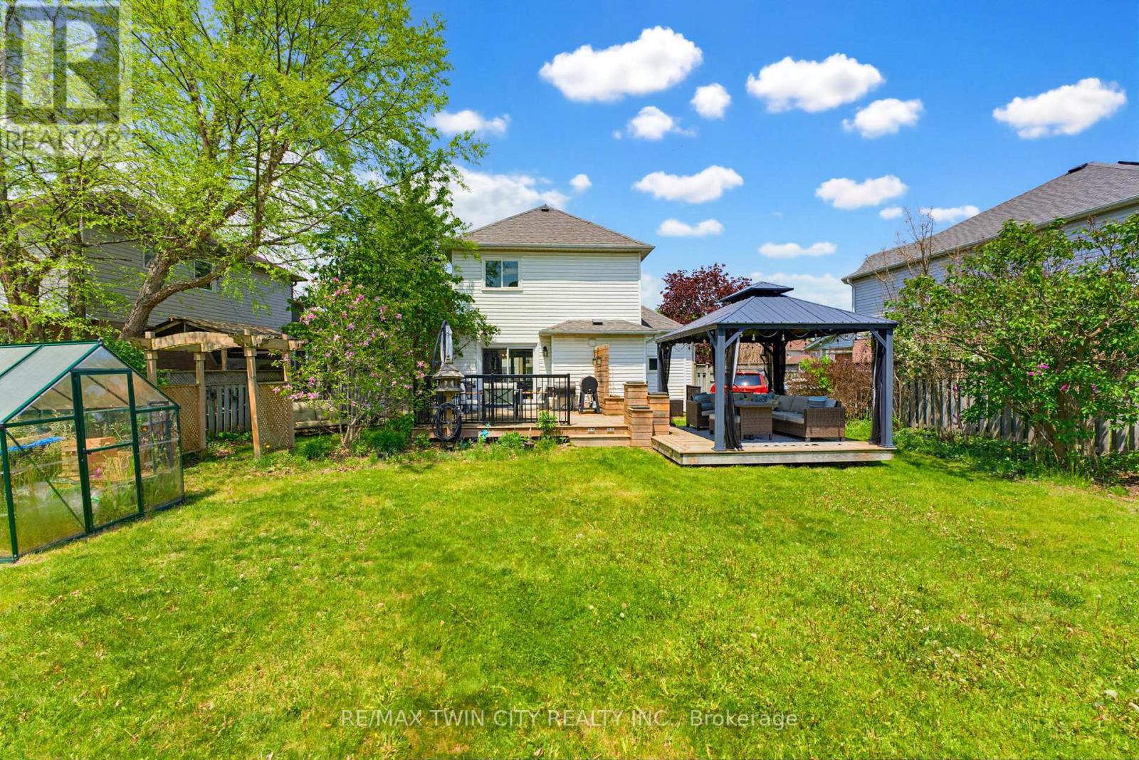 219 Inglis Street, North Dumfries, Ontario  N0B 1E0 - Photo 31 - X13154594