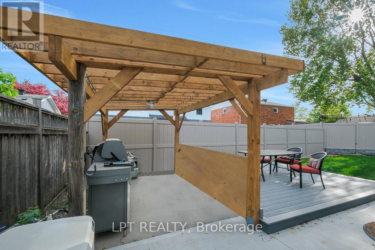 624 Pleasant Park Road, Ottawa, Ontario  K1H 5N5 - Photo 48 - X12997494