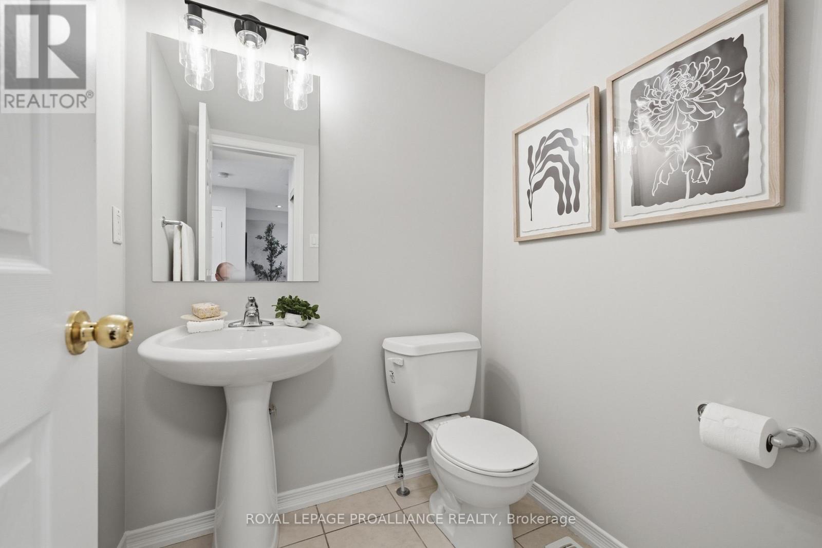 23 Courvier Crescent, Clarington, Ontario  L1C 0E7 - Photo 14 - E13154680