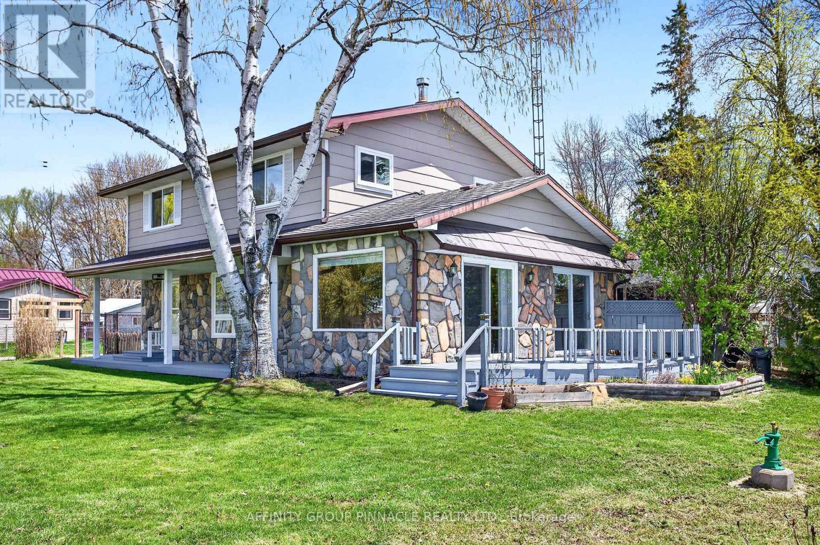 1126 Ramara  47 Road, Ramara, Ontario  L0K 1B0 - Photo 2 - S13154818