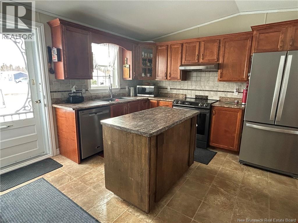 899 Rue Janick, Tracadie, New Brunswick  E1X 1B8 - Photo 5 - NB134082
