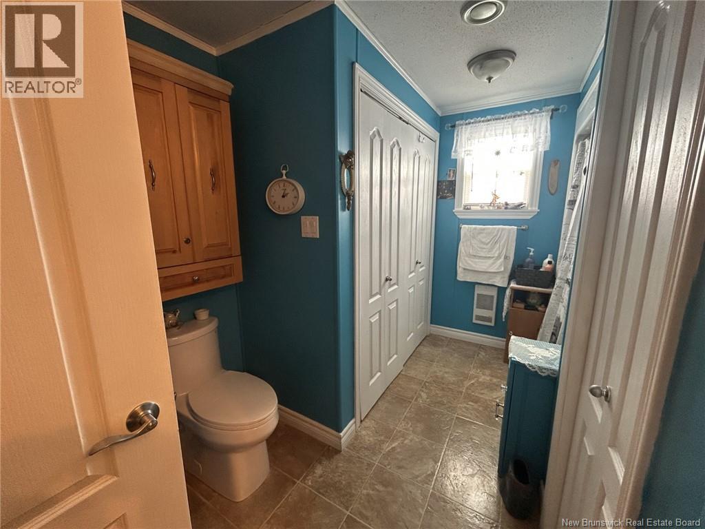 899 Rue Janick, Tracadie, New Brunswick  E1X 1B8 - Photo 12 - NB134082