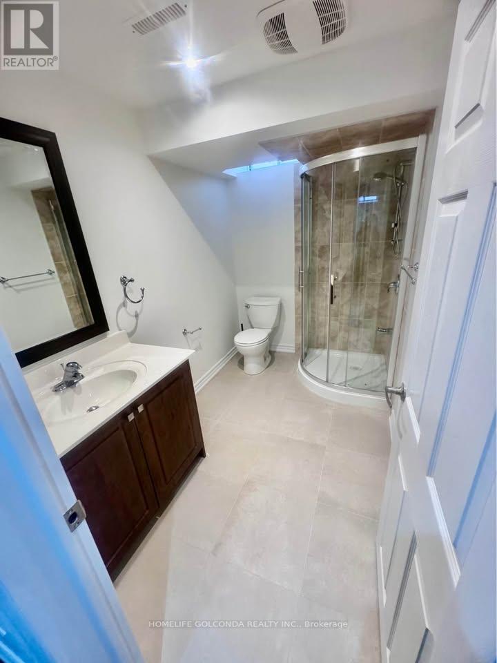 83 Berwick ( Basement ) Crescent, Richmond Hill, Ontario  L4C 0B7 - Photo 2 - N12919086
