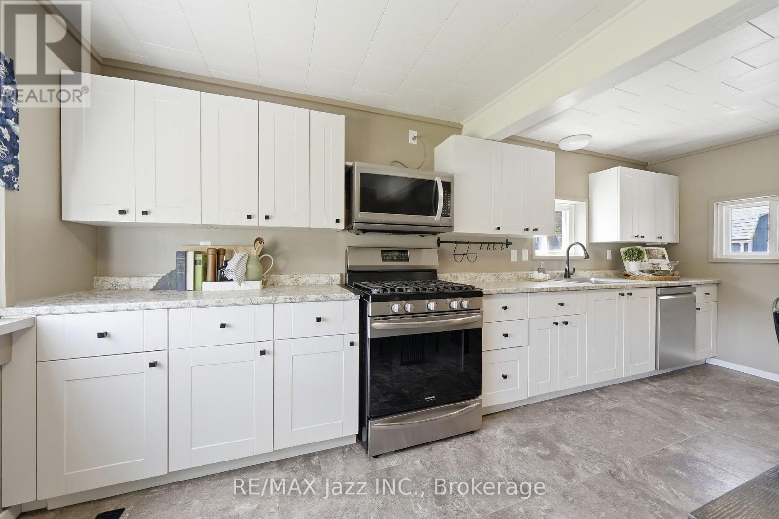 350 Schriver Road, Quinte West, Ontario  K0K 1H0 - Photo 9 - X13155086