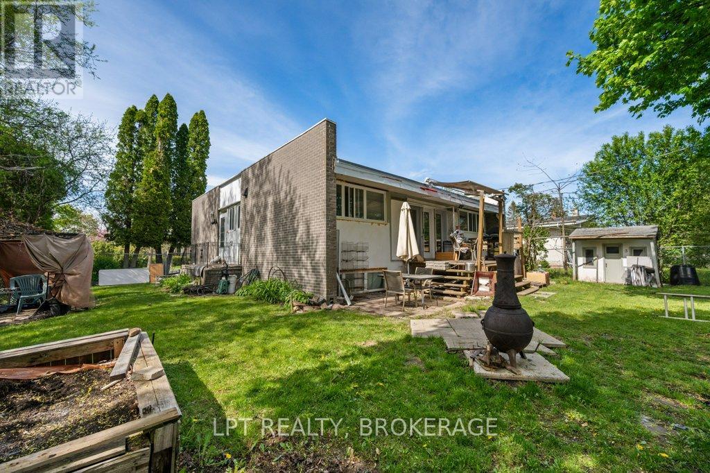 3 Holland Crescent, Kingston, Ontario  K7M 2V7 - Photo 2 - X13154964