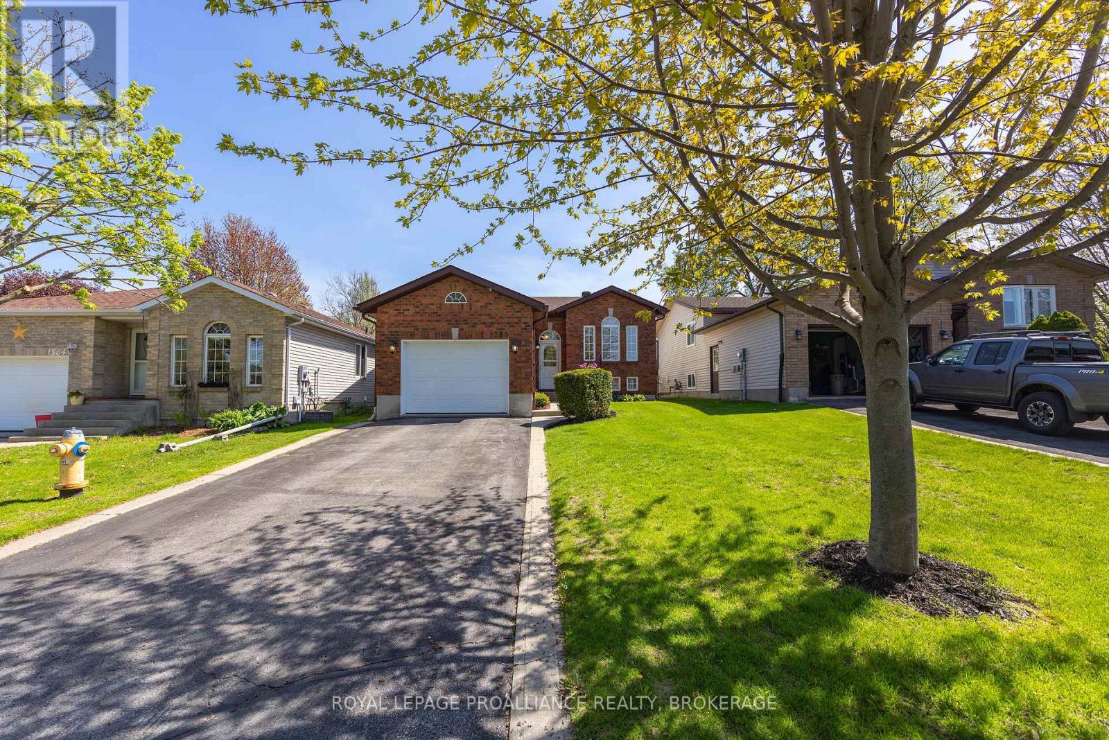 1380 Fisher Crescent, Kingston, Ontario  K7M 8T2 - Photo 2 - X13155094