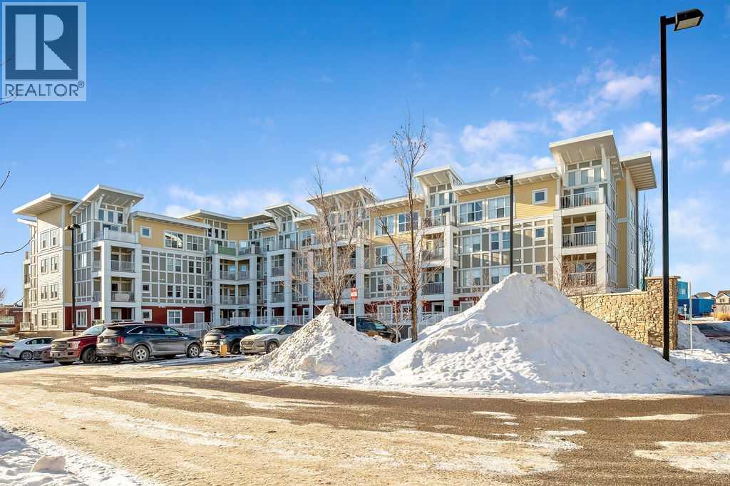 321, 402 Marquis Lane SE, Calgary, Alberta  T3M 2G7 - Photo 2 - A2278008