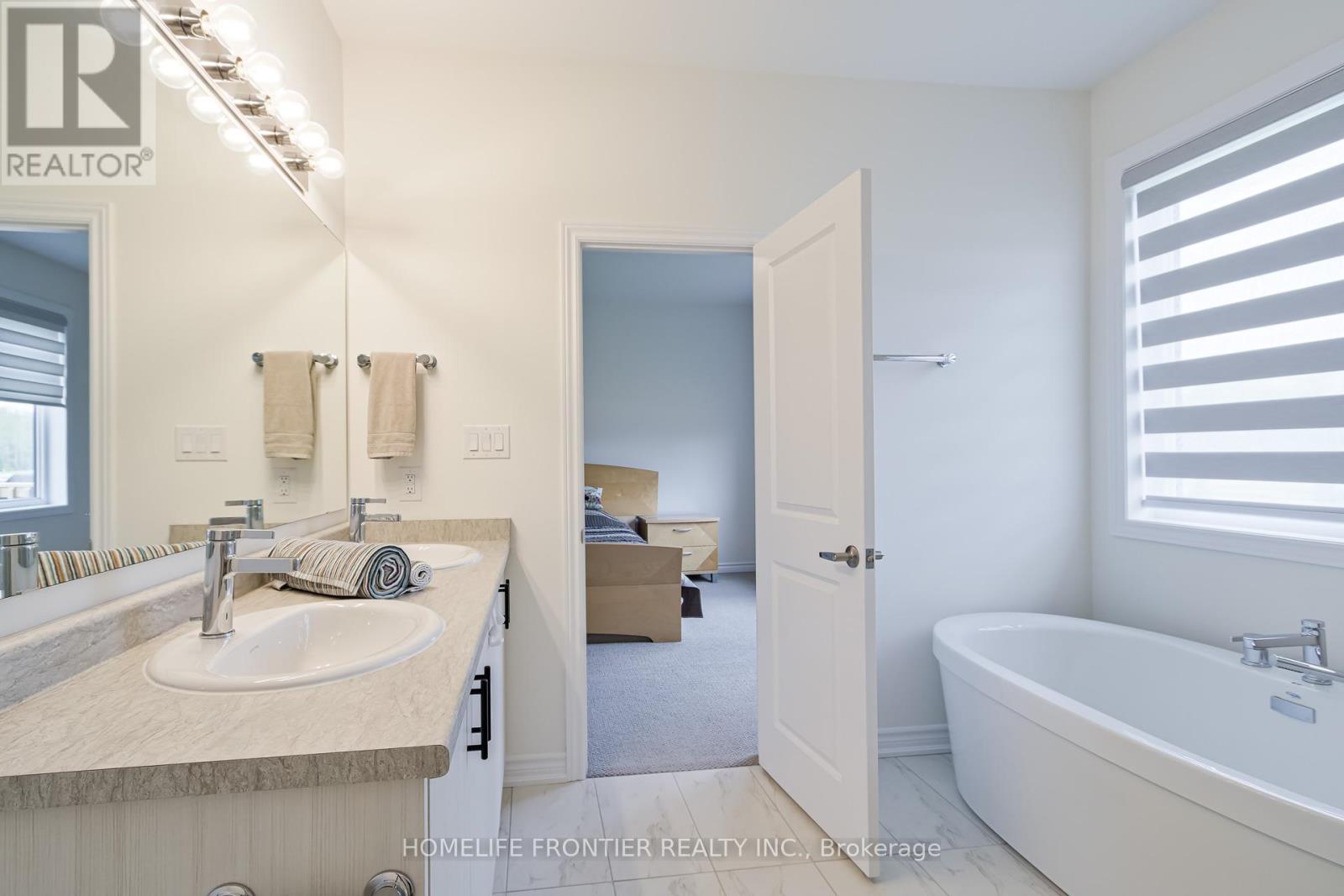 172 Ramblewood Drive, Wasaga Beach, Ontario  L9Z 0L6 - Photo 34 - S13055478