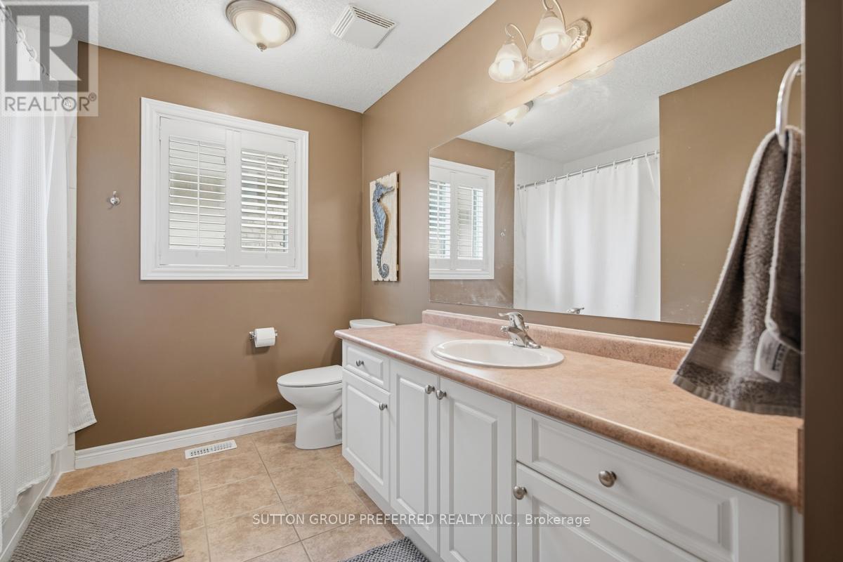 748 Apricot Drive, London South, Ontario  N6K 5A7 - Photo 25 - X13154734
