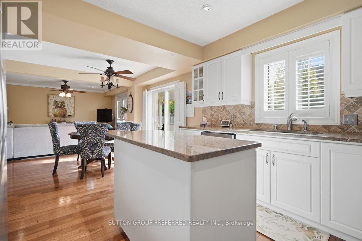 748 Apricot Drive, London South, Ontario  N6K 5A7 - Photo 8 - X13154734