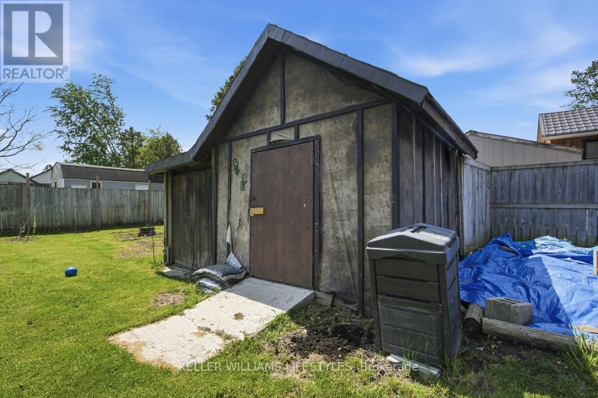 1969 Elizabeth Street, Strathroy-Caradoc, Ontario  N0L 1T0 - Photo 15 - X13155066