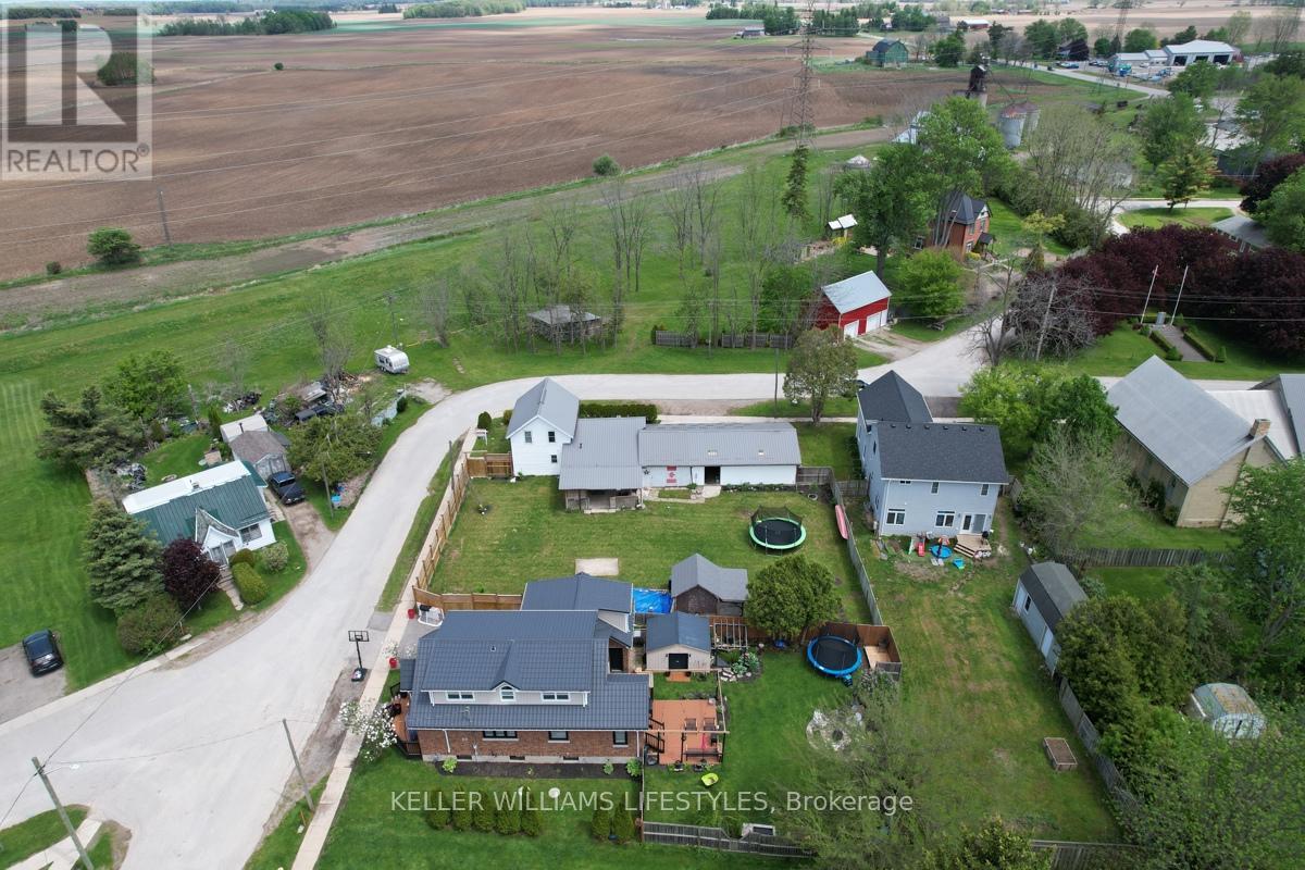 1969 Elizabeth Street, Strathroy-Caradoc, Ontario  N0L 1T0 - Photo 45 - X13155066