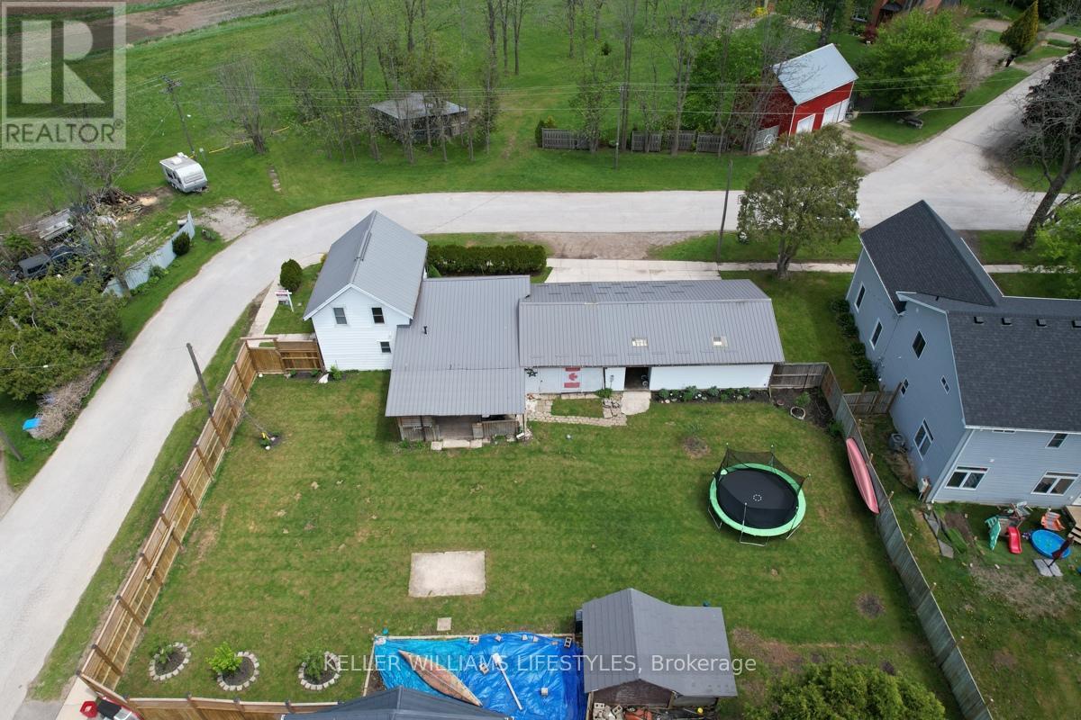 1969 Elizabeth Street, Strathroy-Caradoc, Ontario  N0L 1T0 - Photo 46 - X13155066