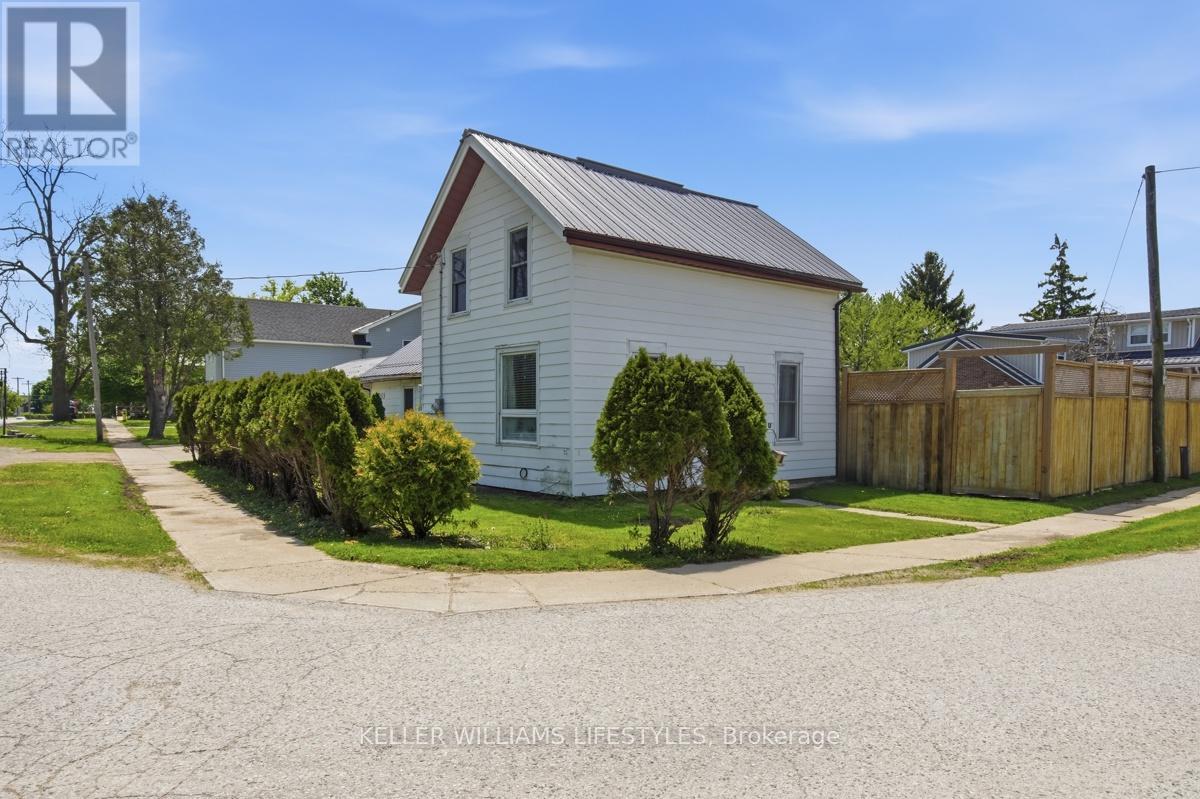1969 Elizabeth Street, Strathroy-Caradoc, Ontario  N0L 1T0 - Photo 7 - X13155066