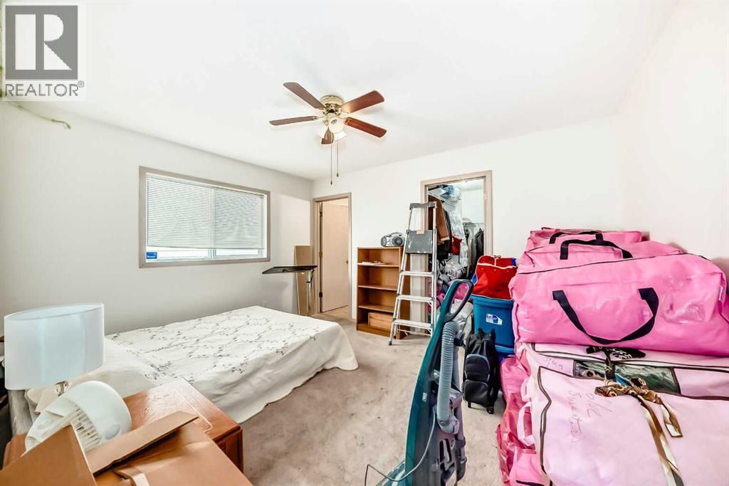 193 Somerset Drive SW, Calgary, Alberta  T2Y 3K2 - Photo 8 - A2302301