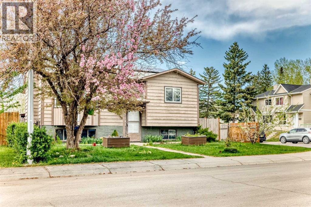 43 Mckenna Way SE, Calgary, Alberta  T2Z 1X4 - Photo 3 - A2308323