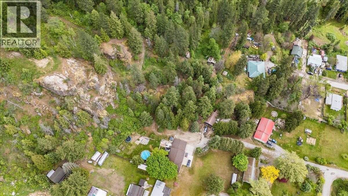 2927 Upper Levels Road, Robson, British Columbia V0G 1X0 - Photo 93 - 10387650