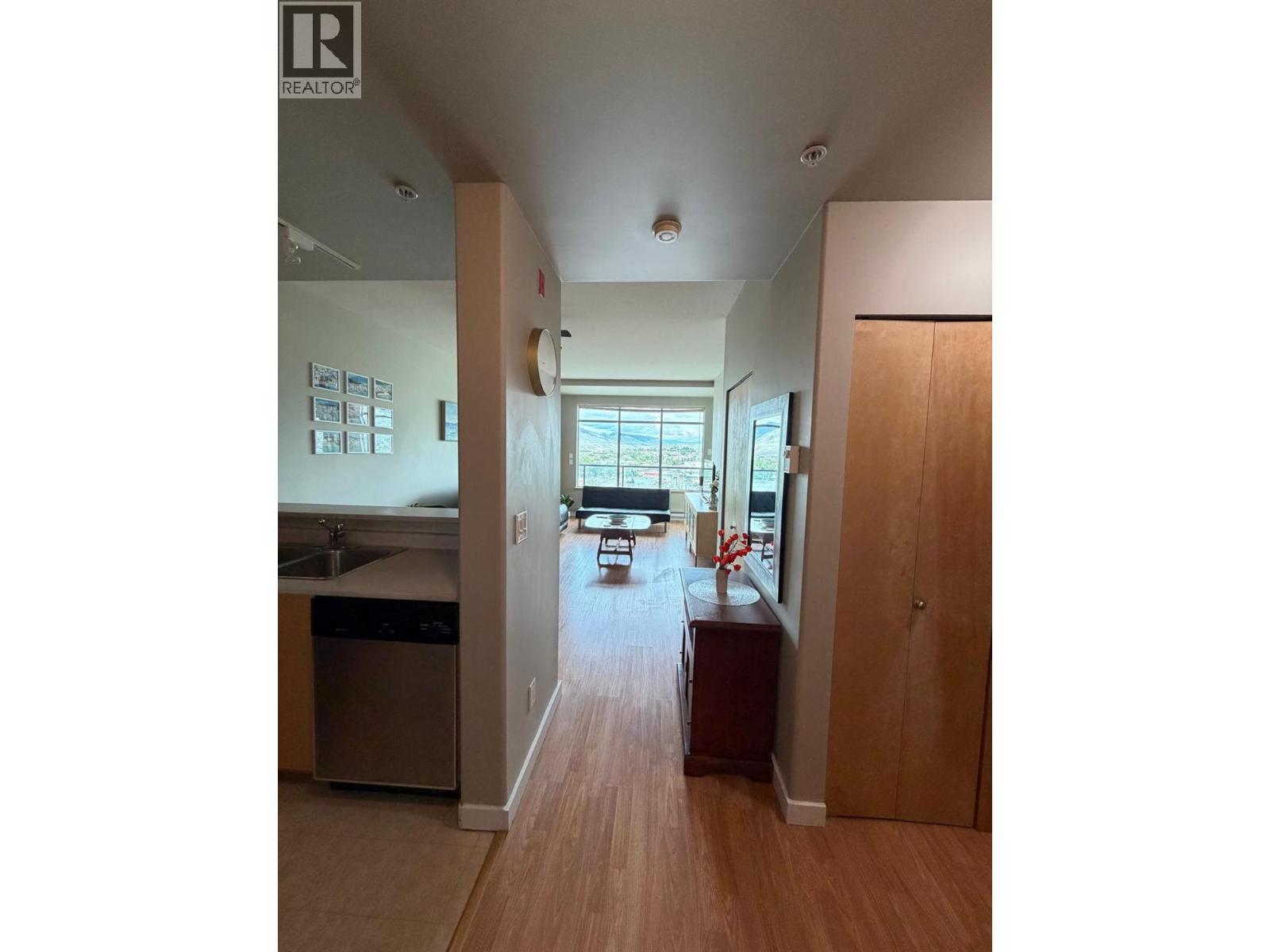 619 Victoria Street Unit# 906, Kamloops, British Columbia  V2C 6W7 - Photo 2 - 10388259