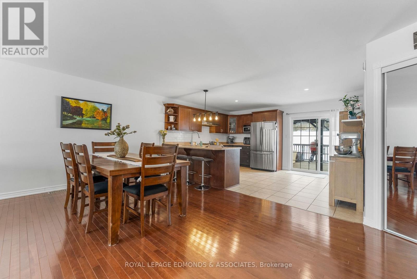 669 Fairview Avenue S, Laurentian Valley, Ontario  K8A 8N4 - Photo 6 - X13154704