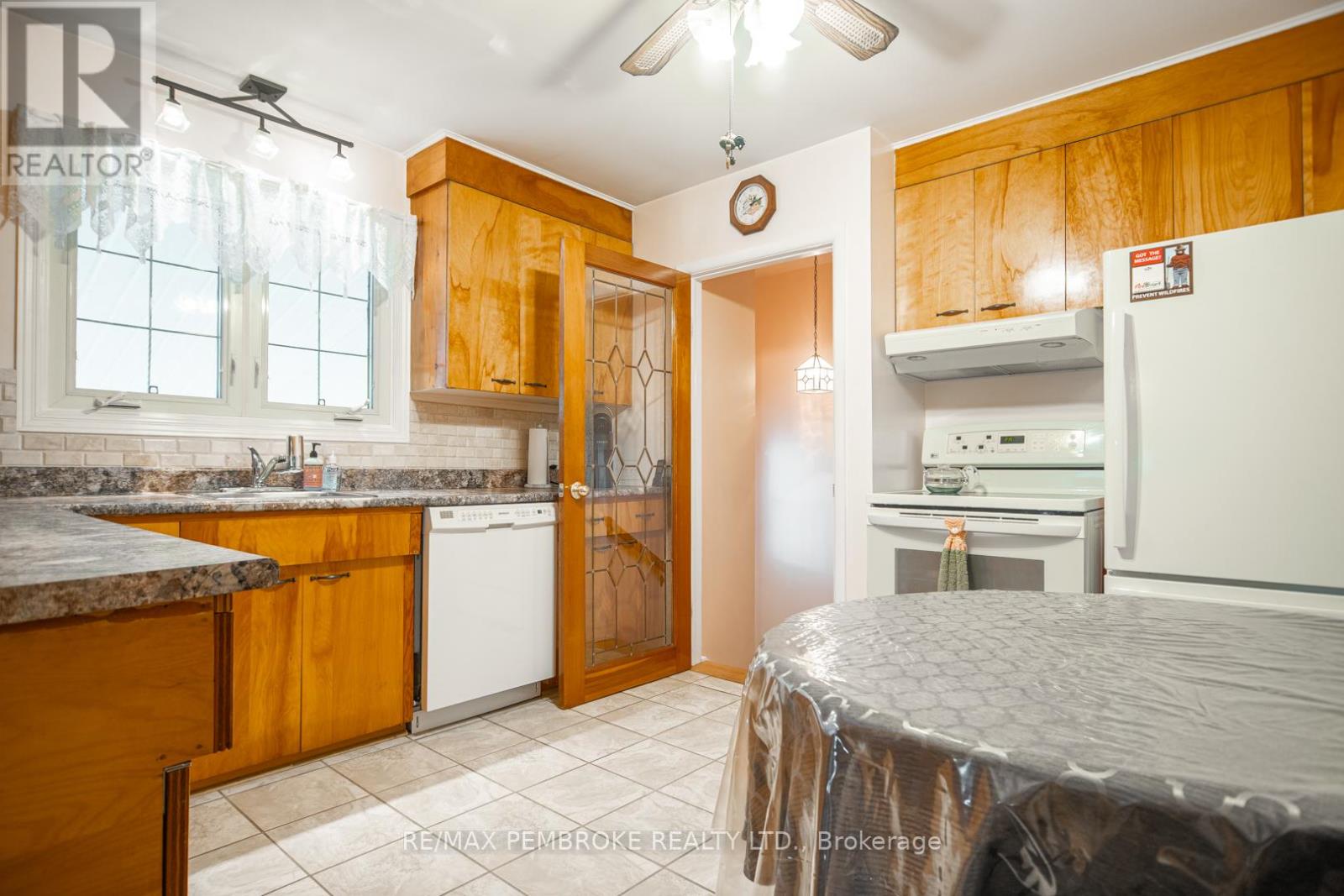 784 Mackay Street, Pembroke, Ontario  K8A 1H2 - Photo 2 - X13154966