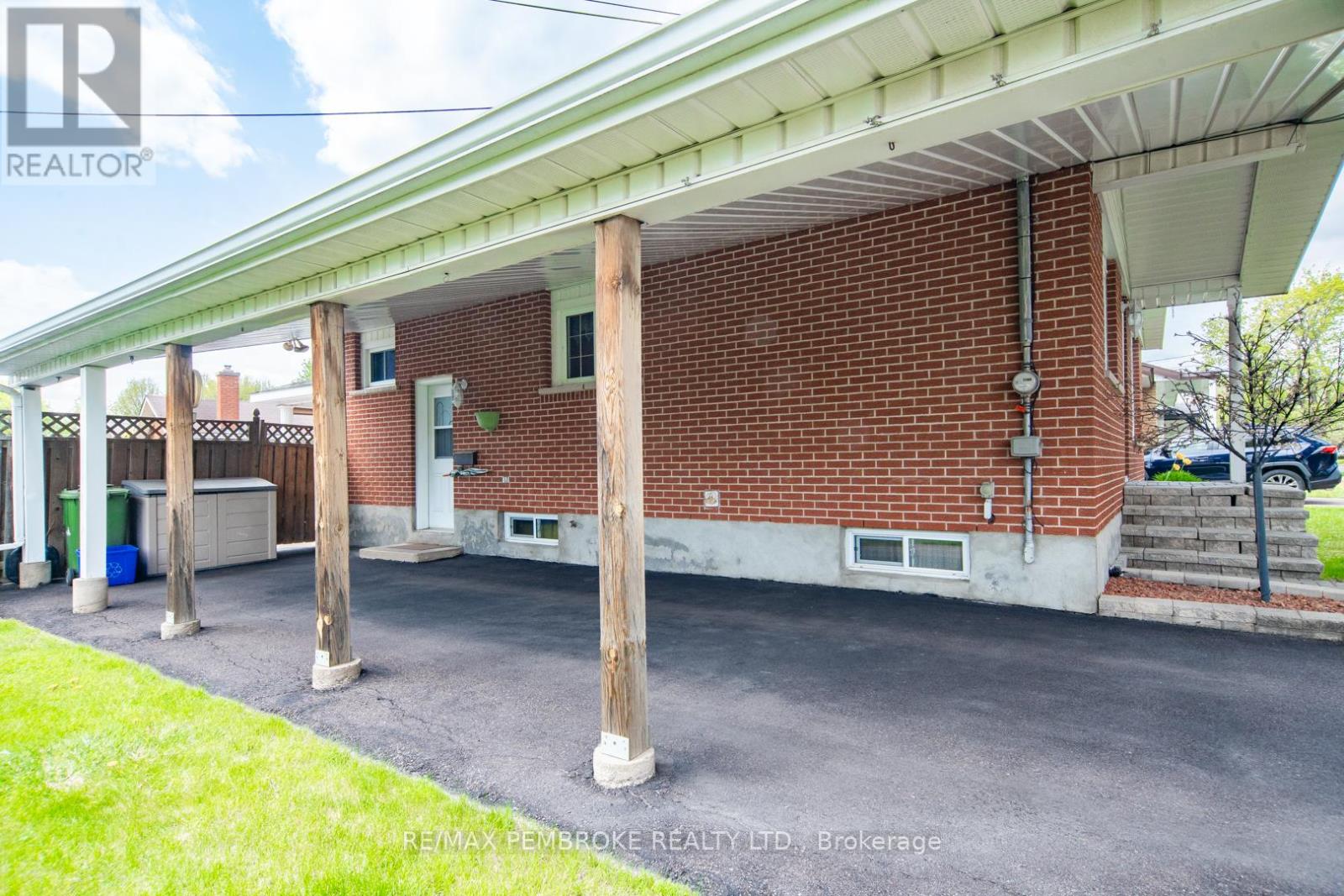 784 Mackay Street, Pembroke, Ontario  K8A 1H2 - Photo 40 - X13154966