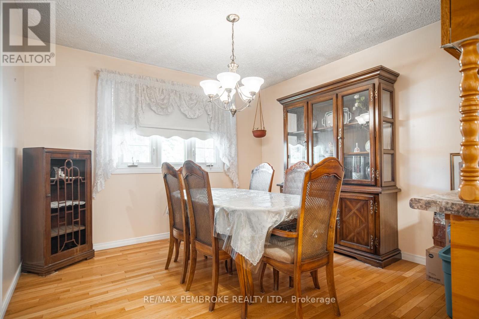 784 Mackay Street, Pembroke, Ontario  K8A 1H2 - Photo 5 - X13154966