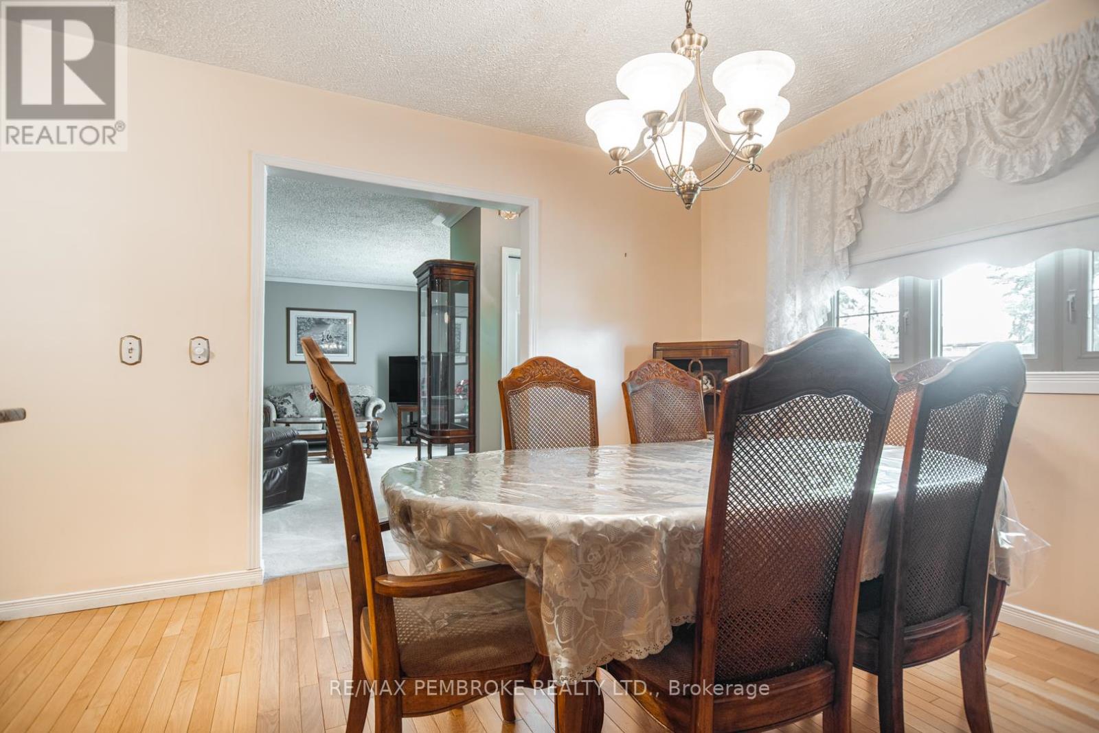 784 Mackay Street, Pembroke, Ontario  K8A 1H2 - Photo 6 - X13154966