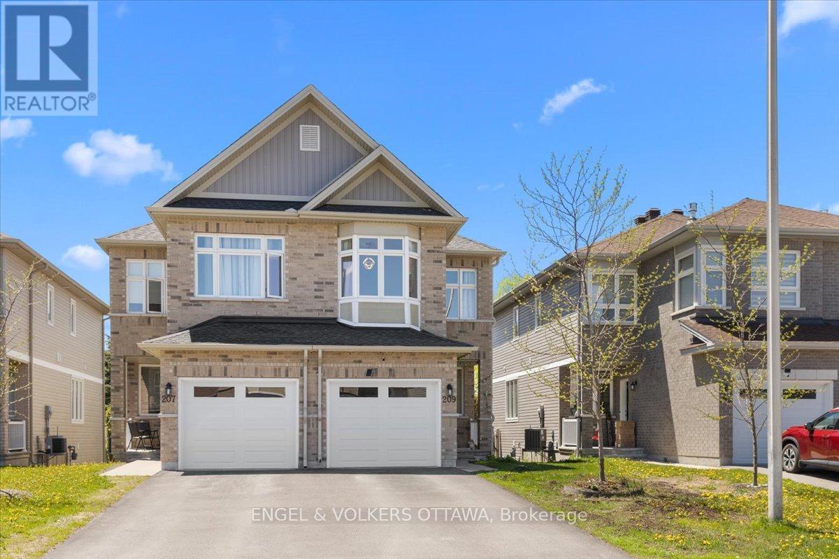 209 Bert Hall Street, Arnprior, Ontario  K7S 0H1 - Photo 1 - X13155126