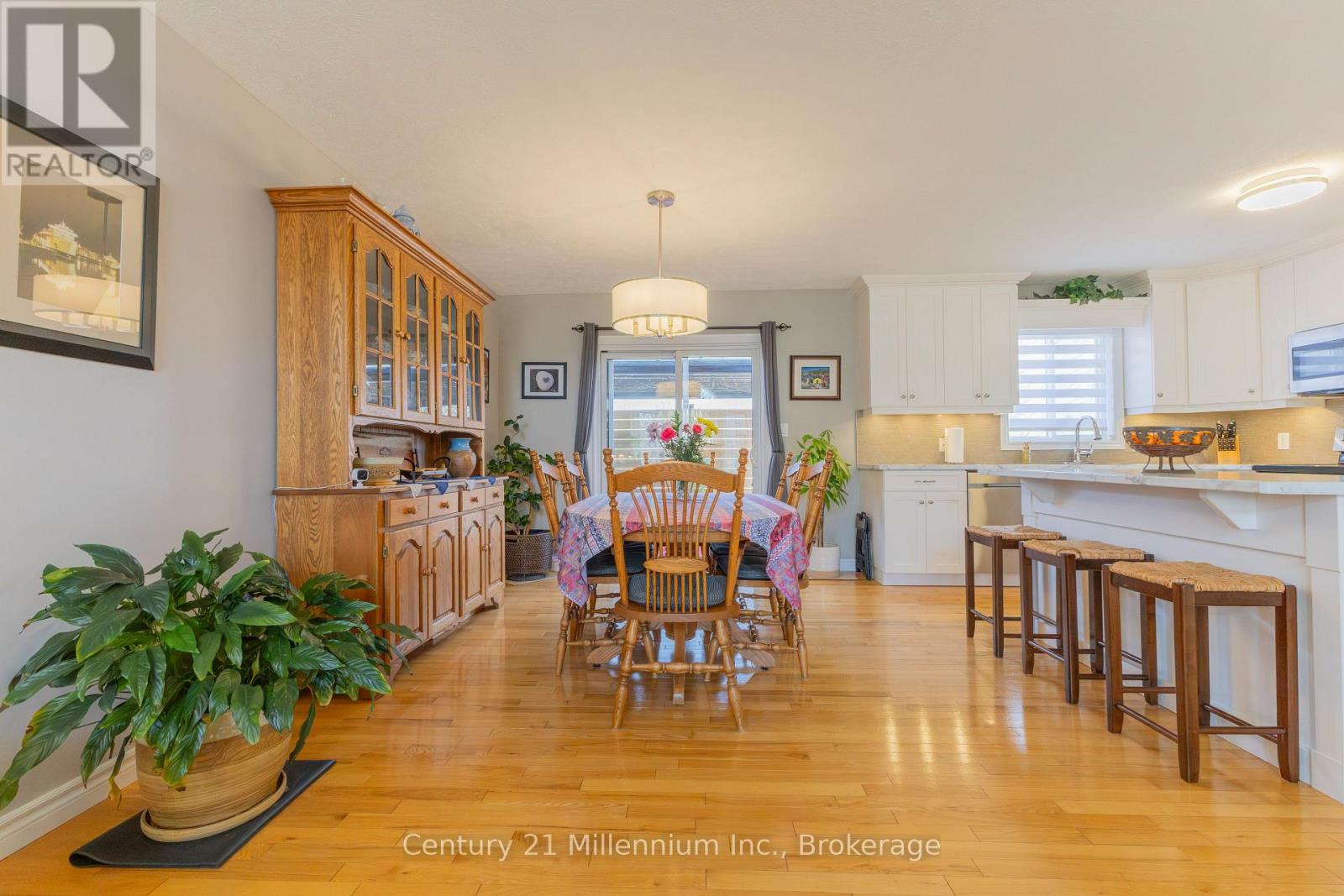 483 Peirson Avenue, Saugeen Shores, Ontario  N0H 2C1 - Photo 12 - X12994594