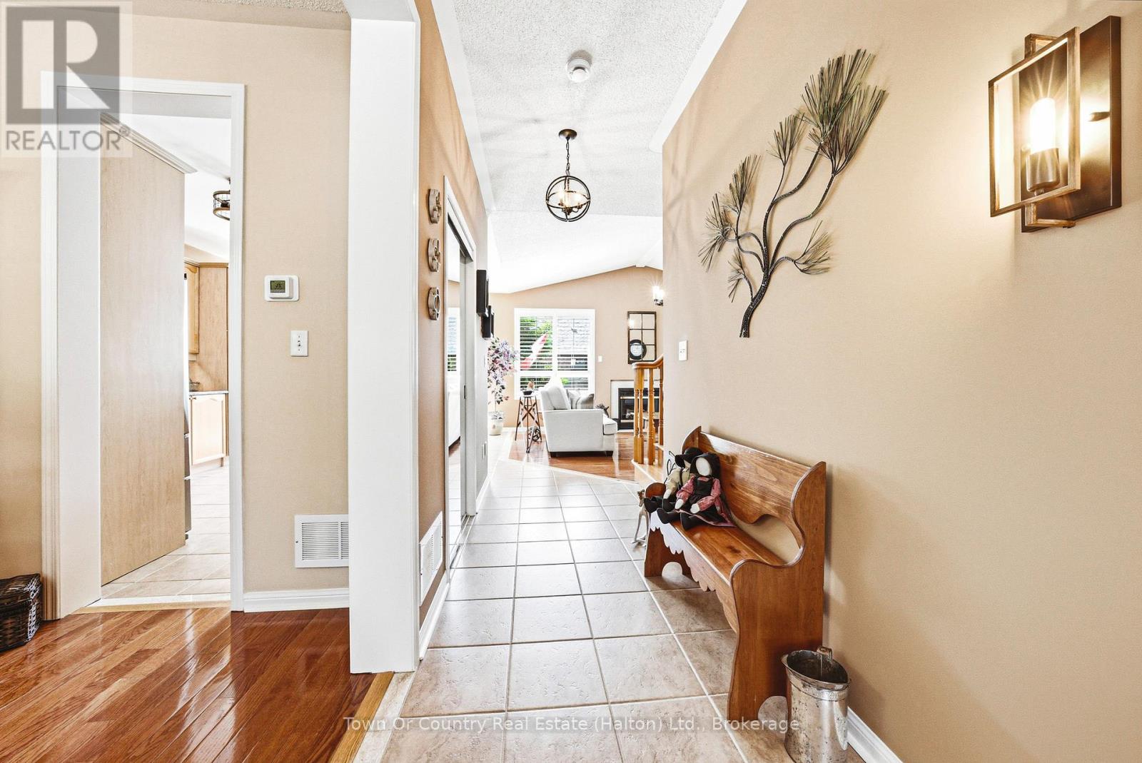 1588 Ramshaw Crescent, Milton, Ontario  L9T 5L9 - Photo 8 - W13154686