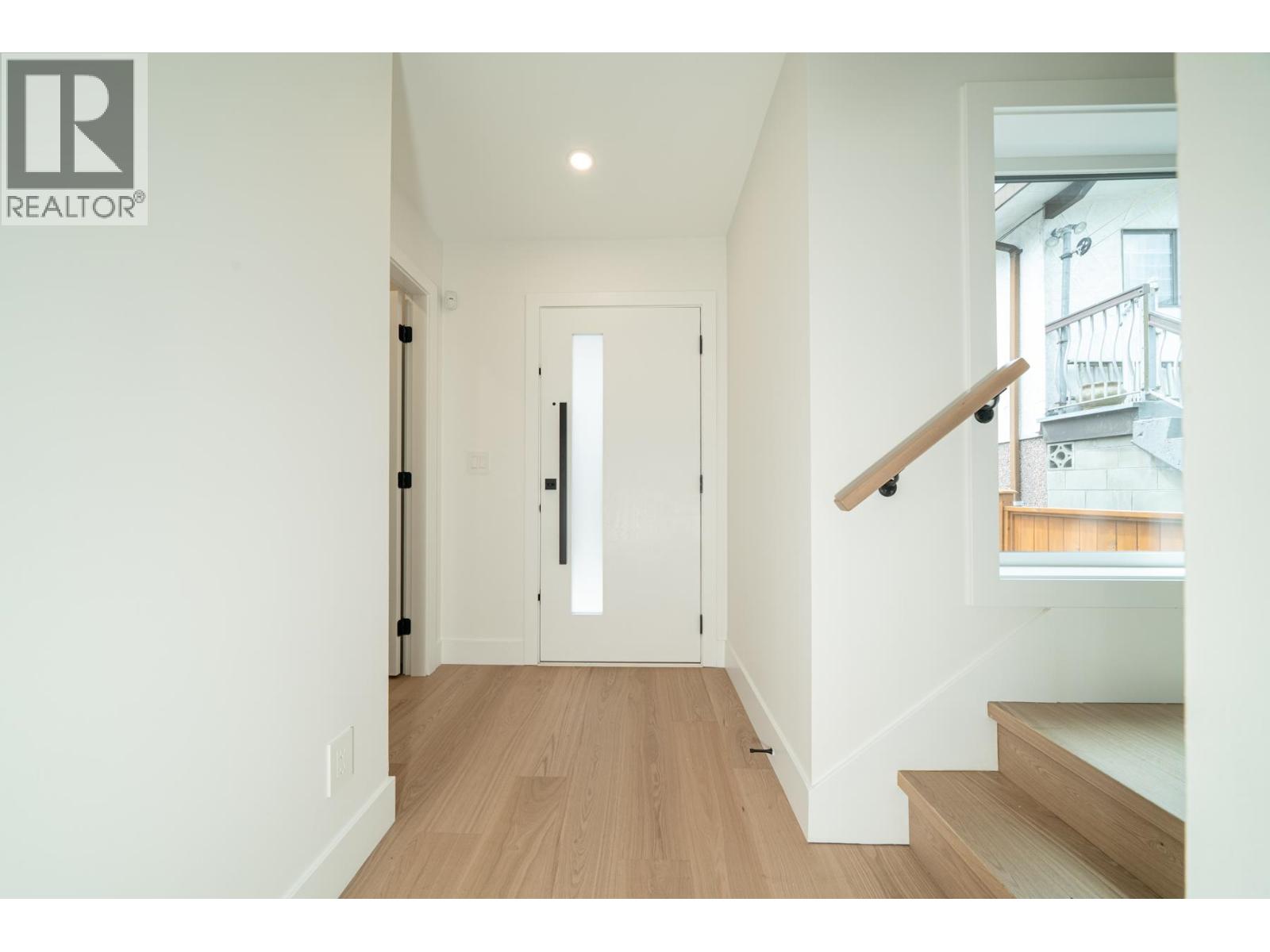 1933 E 4th Avenue, Vancouver, British Columbia  V5N 1K3 - Photo 24 - R3125738