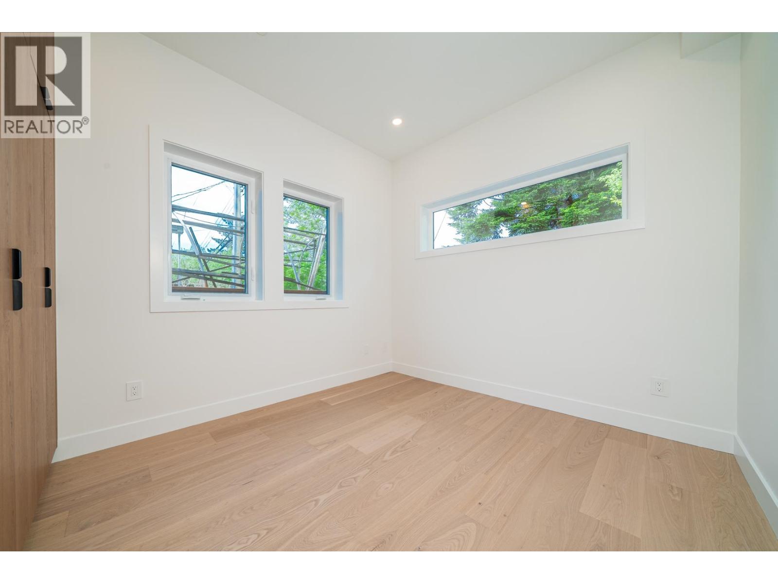 1933 E 4th Avenue, Vancouver, British Columbia  V5N 1K3 - Photo 6 - R3125738