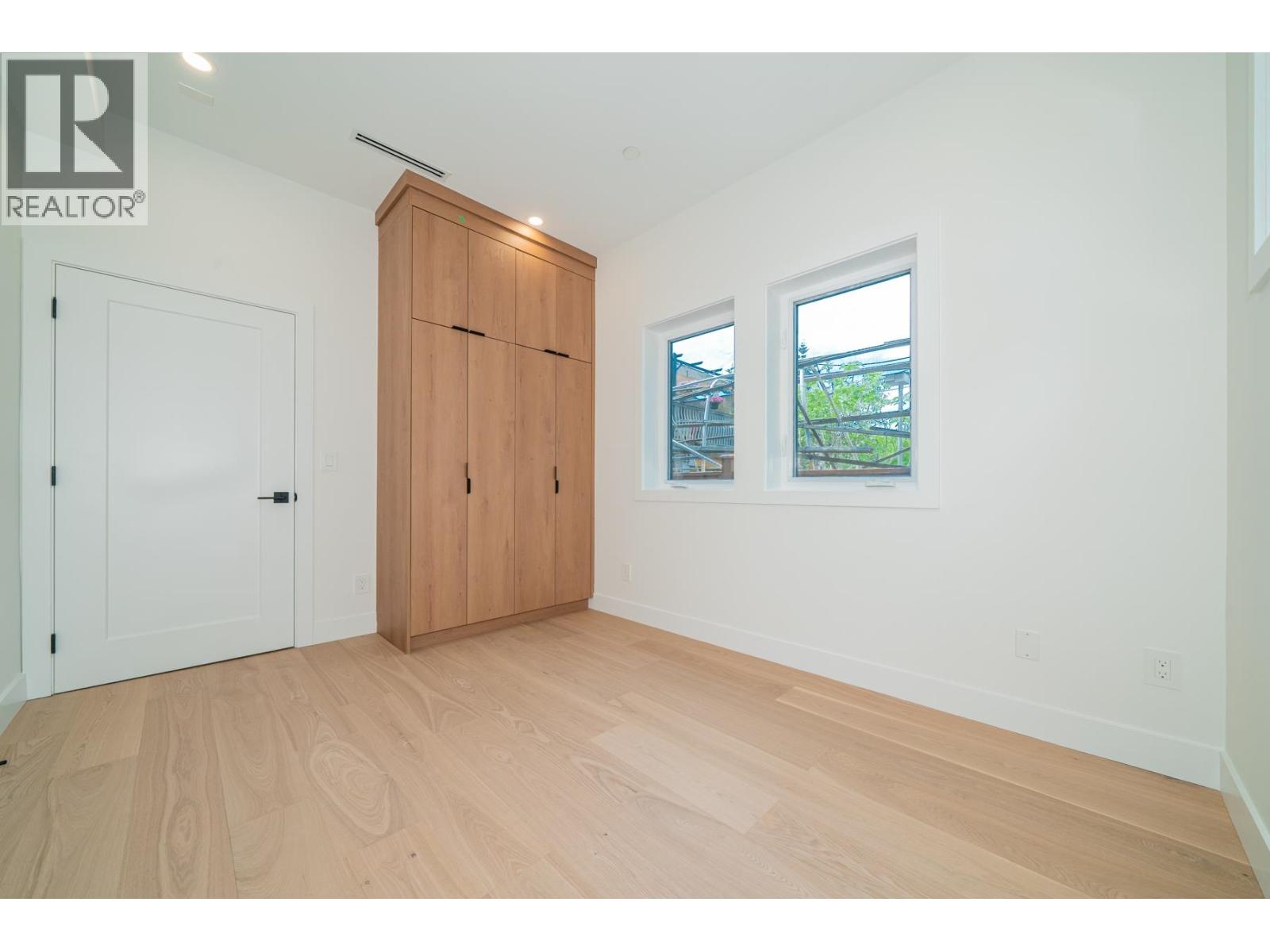 1933 E 4th Avenue, Vancouver, British Columbia  V5N 1K3 - Photo 7 - R3125738