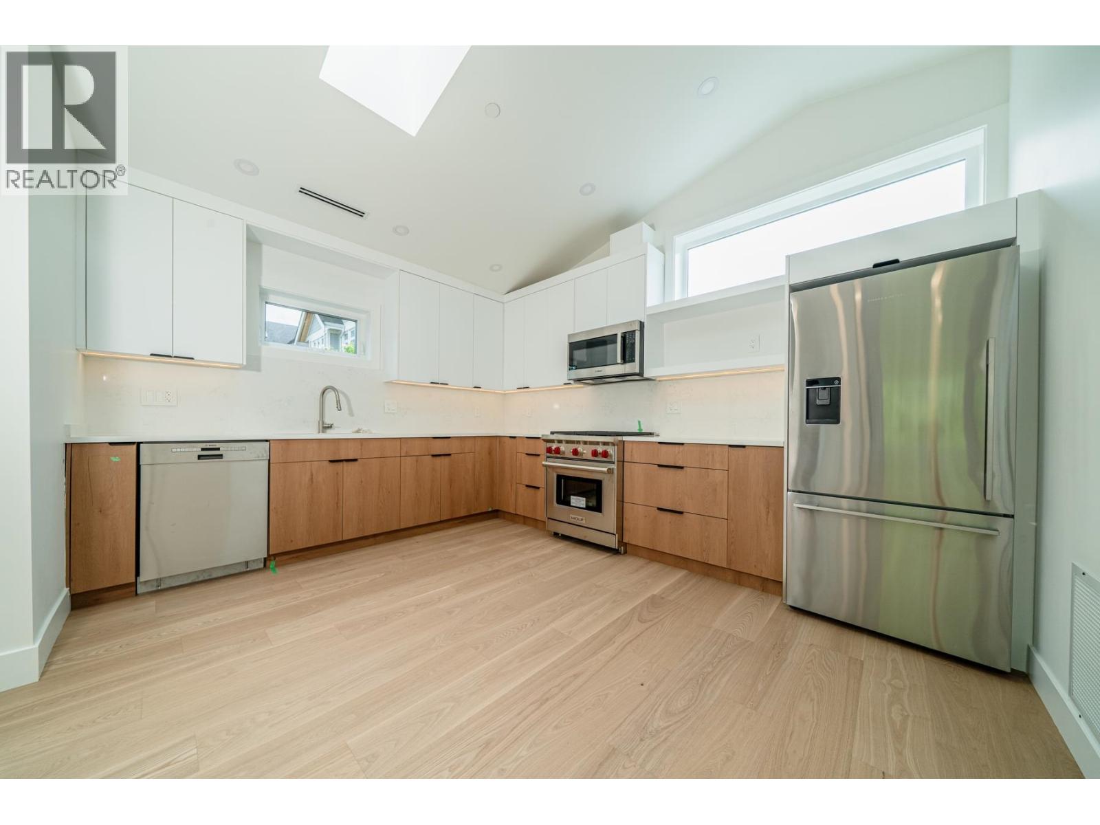 1933 E 4th Avenue, Vancouver, British Columbia  V5N 1K3 - Photo 14 - R3125738